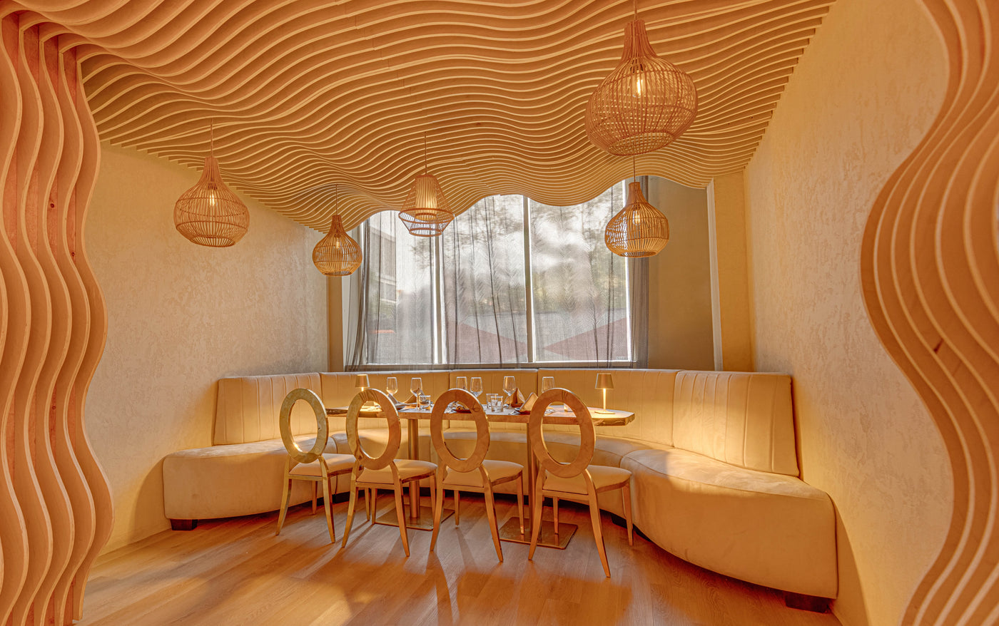 The room at 997 Rue Saint-Jacques set for a corporate day, photograph 2 of six
